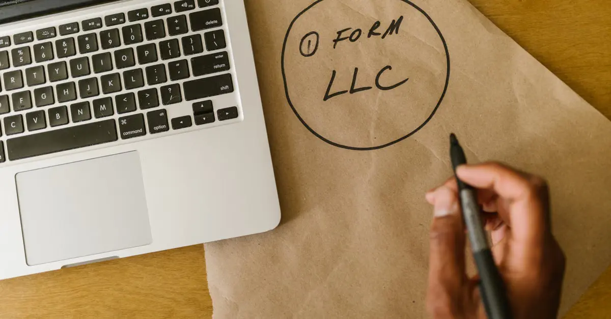 Formulário Nativo do Site ou Ferramenta Externa?