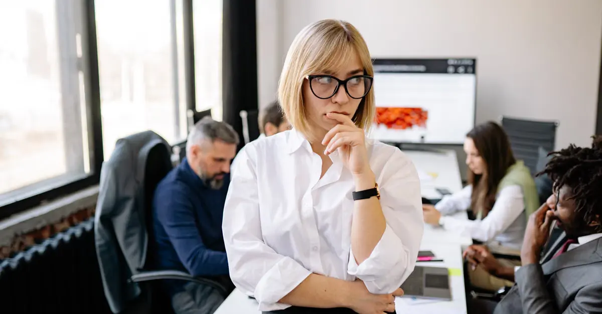 Como saber quem fez o quê e quando? Os 5 critérios essenciais para escolher uma ferramenta de auditoria — Auditoria de alterações: como saber quem fez o quê e quando