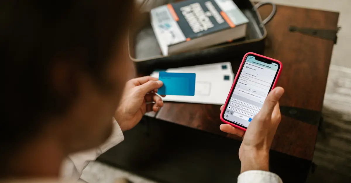 Como funciona a emissão automática de segunda via em diferentes canais — Segunda via automática: como reduzir chamadas na central financeira