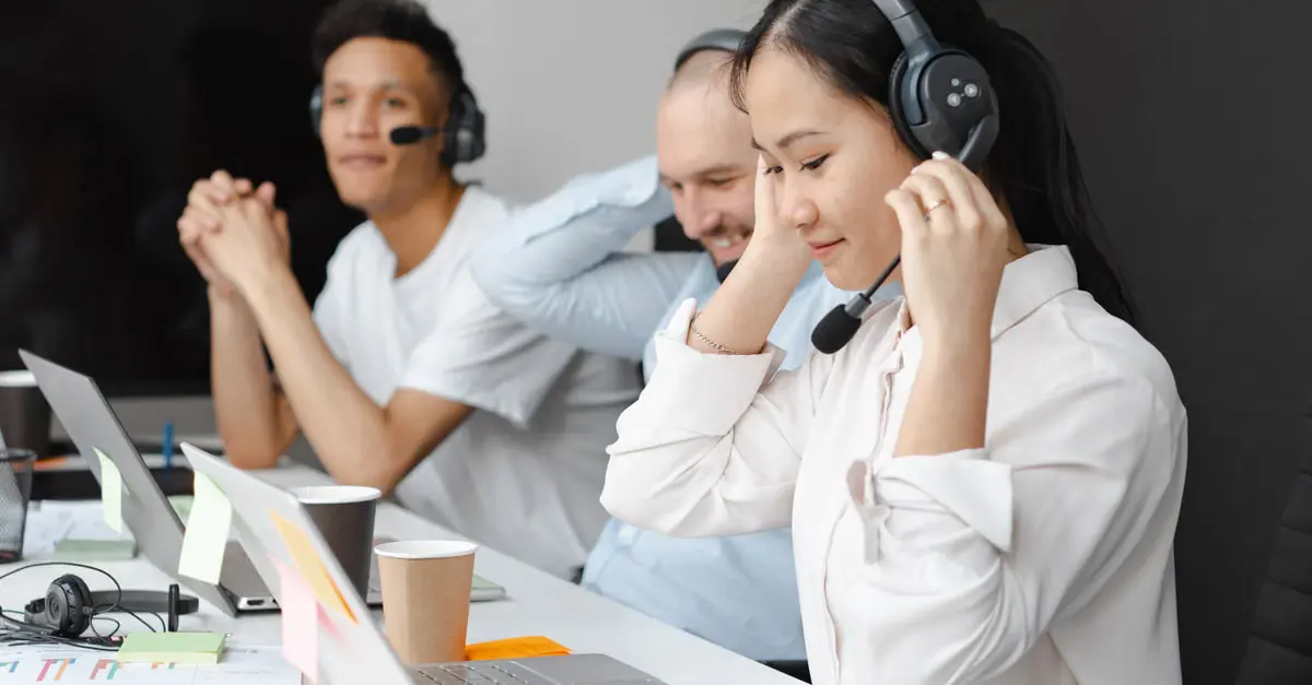 CRM integrado ao contact center: arquitetura, dados e benefícios