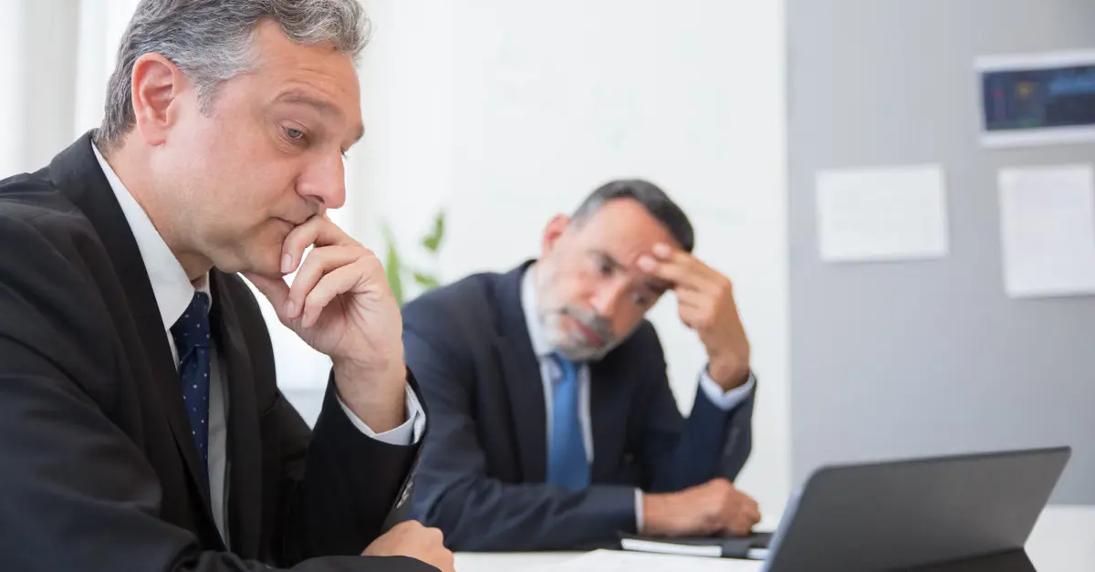 Quais erros comuns evitar ao implementar AEO na prática? — AEO na prática