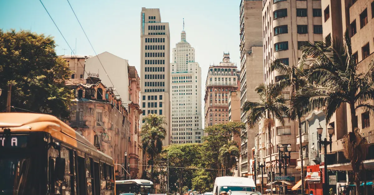 Quais são as causas comuns de TTFB alto? — TTFB alto