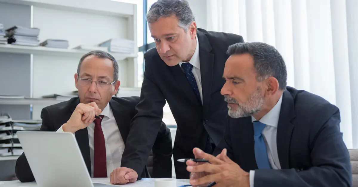 Quais decisões evitam retrabalho com Survivable Branch Appliance Teams? — Survivable Branch Appliance Teams