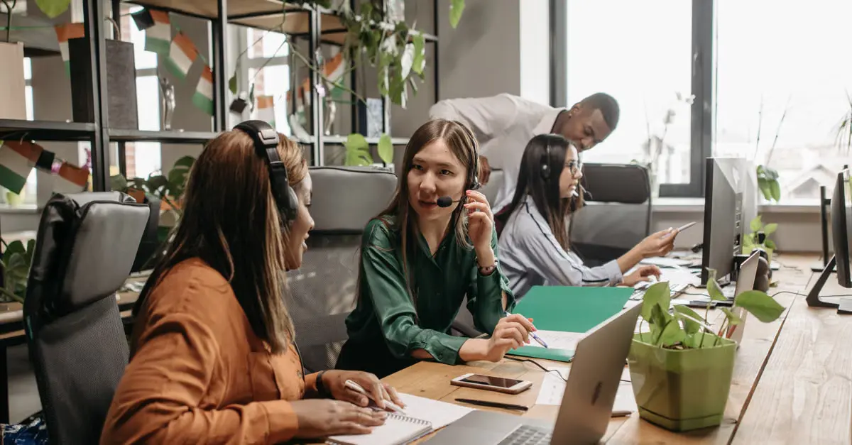 O que considerar ao escolher entre amostragem e análise de 100%? — análise de conversas call center