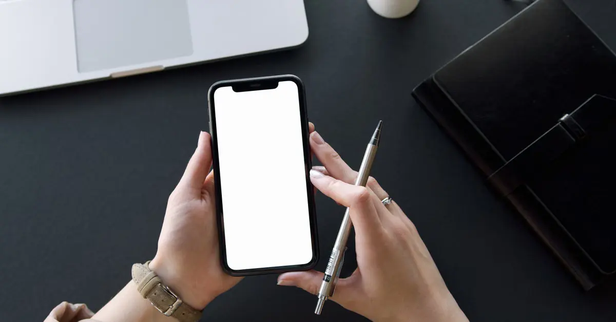 Comparativo: automação via WhatsApp Web vs. API oficial do WhatsApp — Chatbot conectado ao WhatsApp Web pode banir o número?