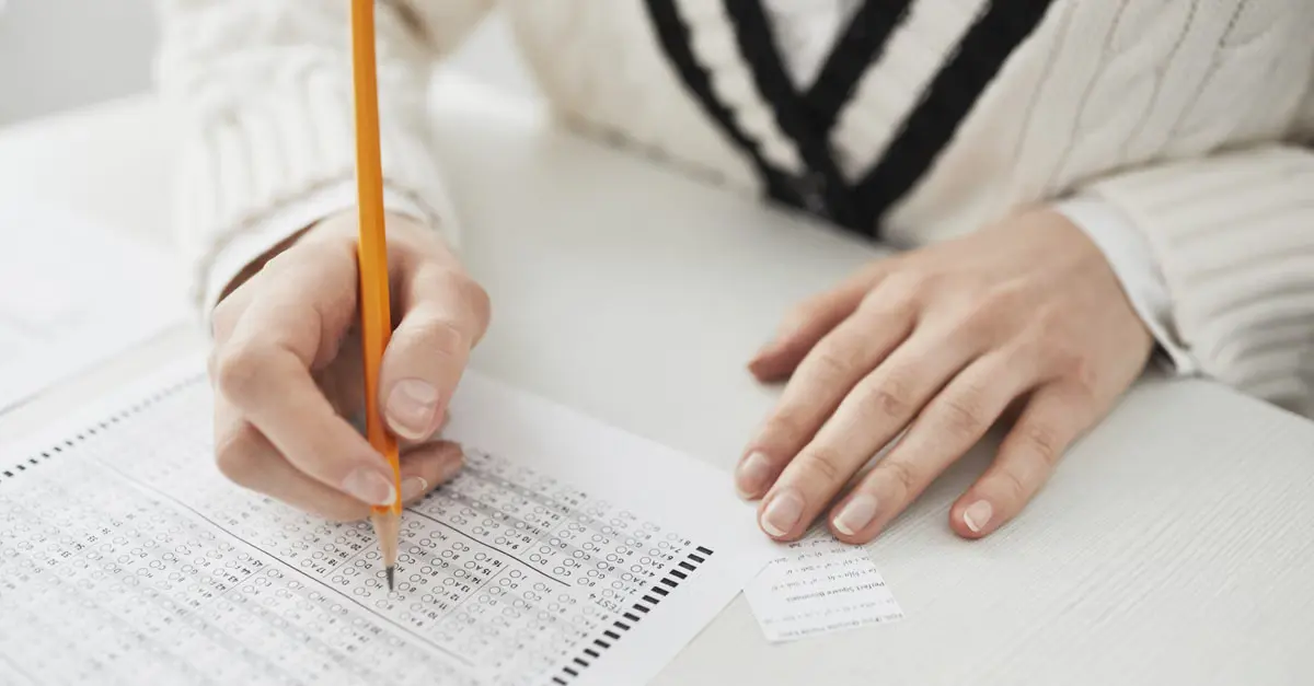 Como escolher a abordagem certa para avaliações e respostas? — como conseguir avaliações legítimas e responder críticas com estratégia