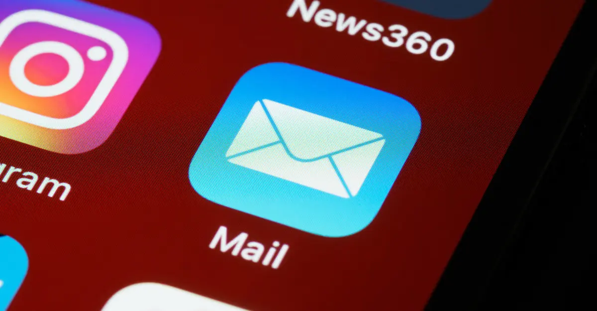 Como implementar e-mail automático em fluxos na prática? E