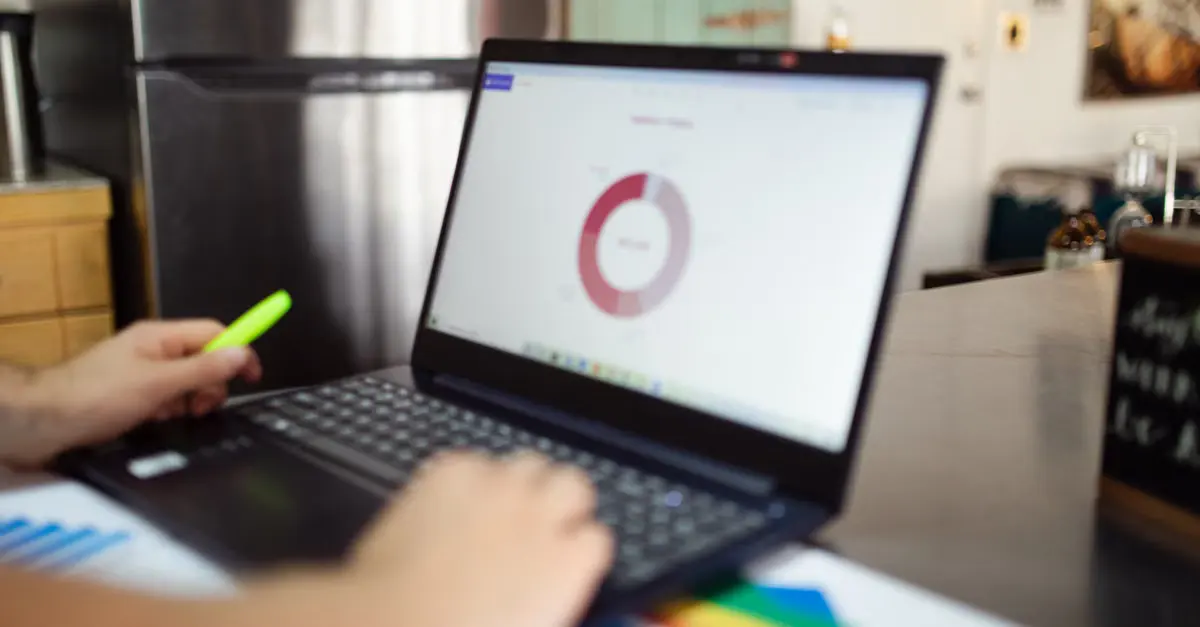 Relatório de SEO para clientes: métricas que explicam resultado