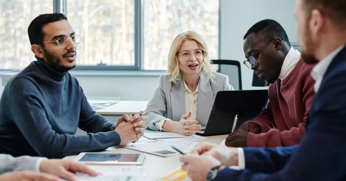 Como avaliar competências de gestão e visão estratégica em uma entrevista estruturada? — entrevista estruturada para liderança