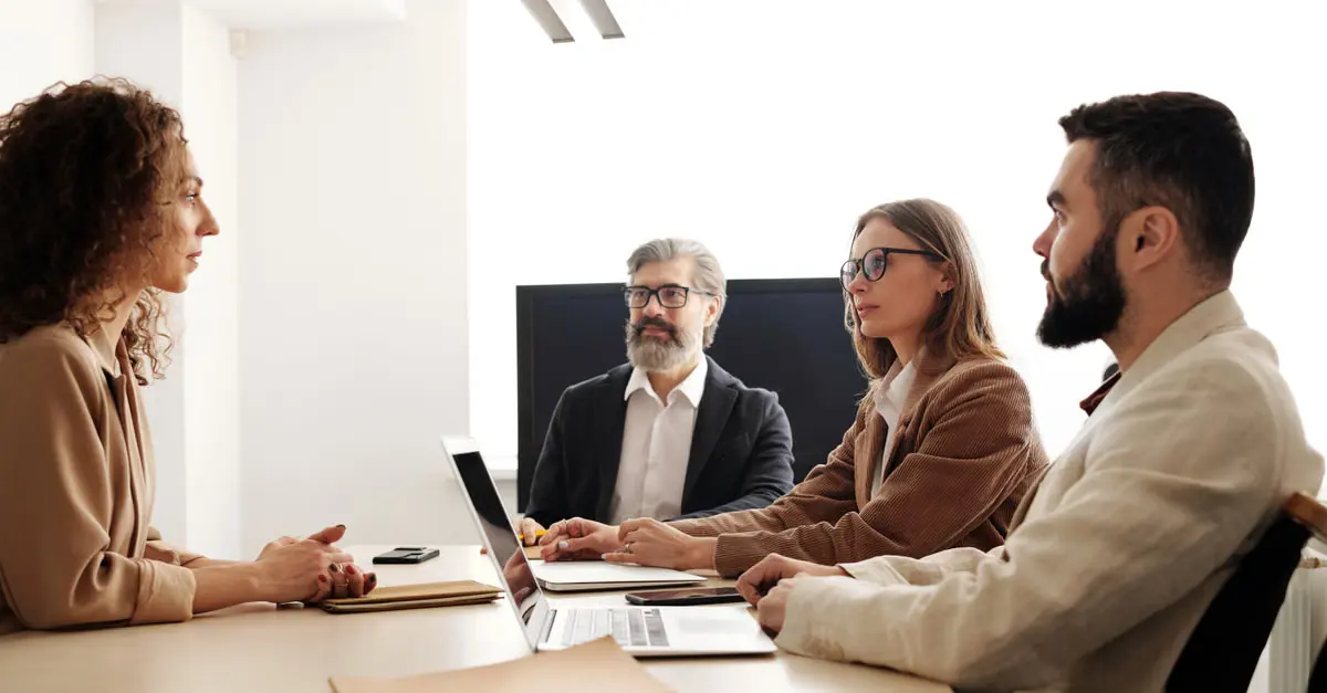 Em quais cenários entrevista estruturada para liderança resolve um problema real? — entrevista estruturada para liderança