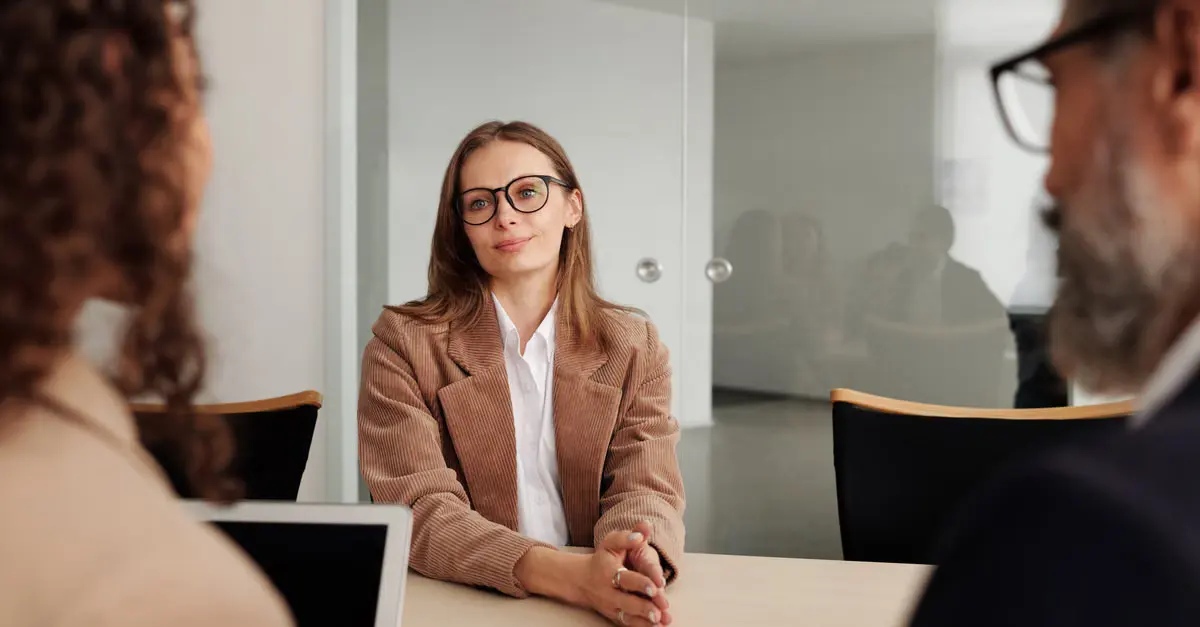 Como avaliar o track record de um executivo sem cair no efeito do carisma? — entrevista estruturada para executivos