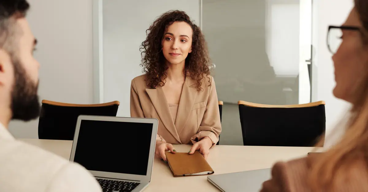Como avaliar se o viés está presente no seu processo seletivo? — viés em entrevista de emprego