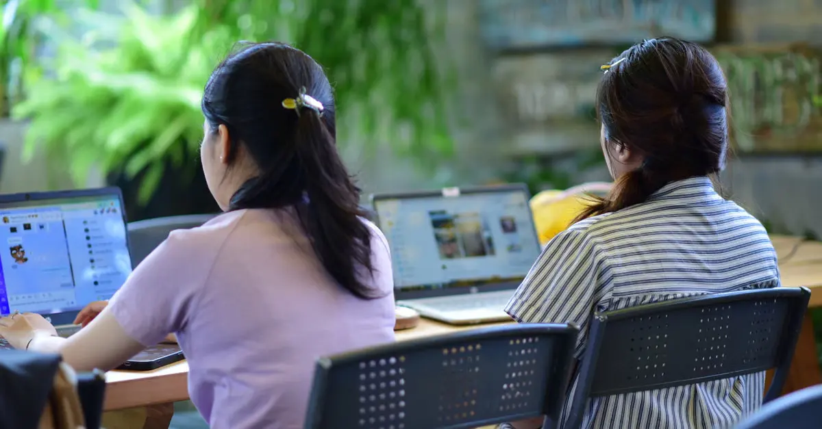 Quais erros comuns as empresas cometem ao implementar helpdesk com IA? — Plataforma de Helpdesk com Inteligência Artificial