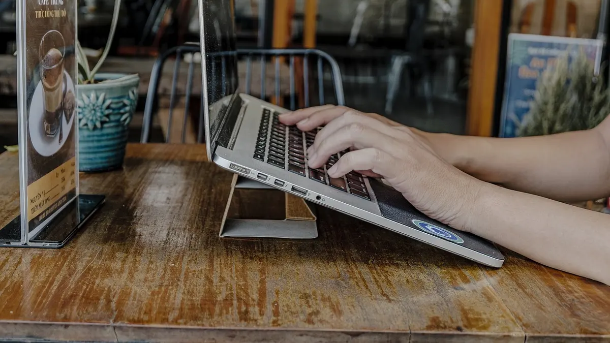Por que a qualidade da voz não garante o sucesso da operação? — ElevenLabs Batch Calling ou discador