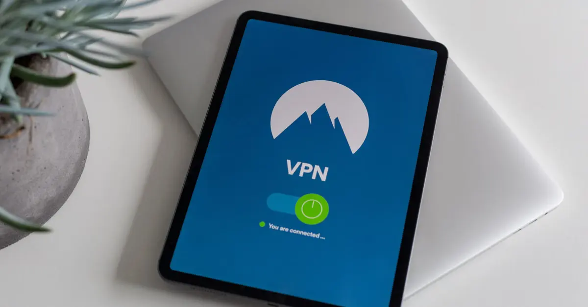 O que é a arquitetura de Direct Routing e por que ela evita problemas de VPN? — VPN prejudica chamada Microsoft Teams