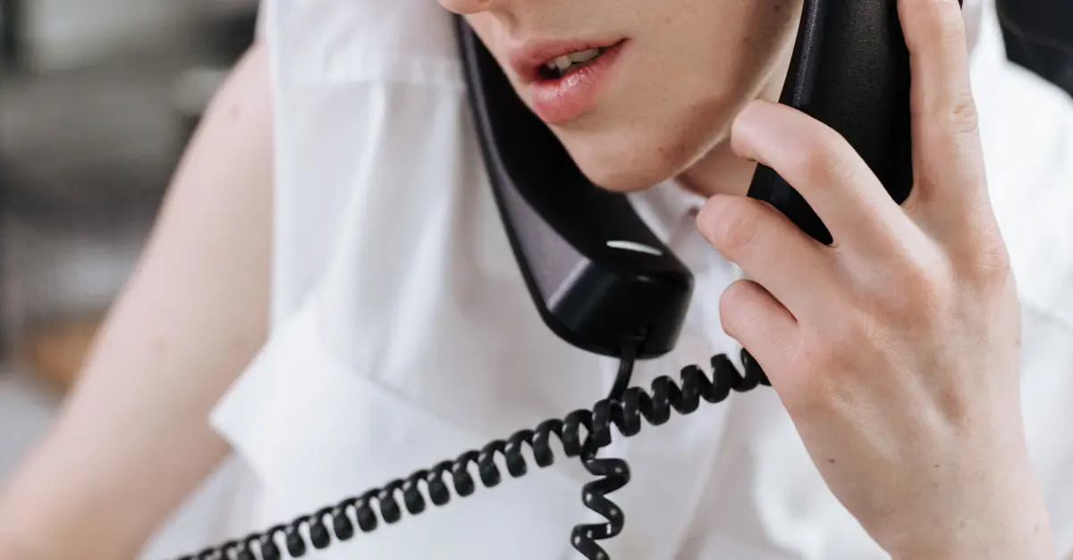 Como evitar erros comuns ao buscar contatos de empresas? — Como Descobrir o Telefone de uma Empresa?