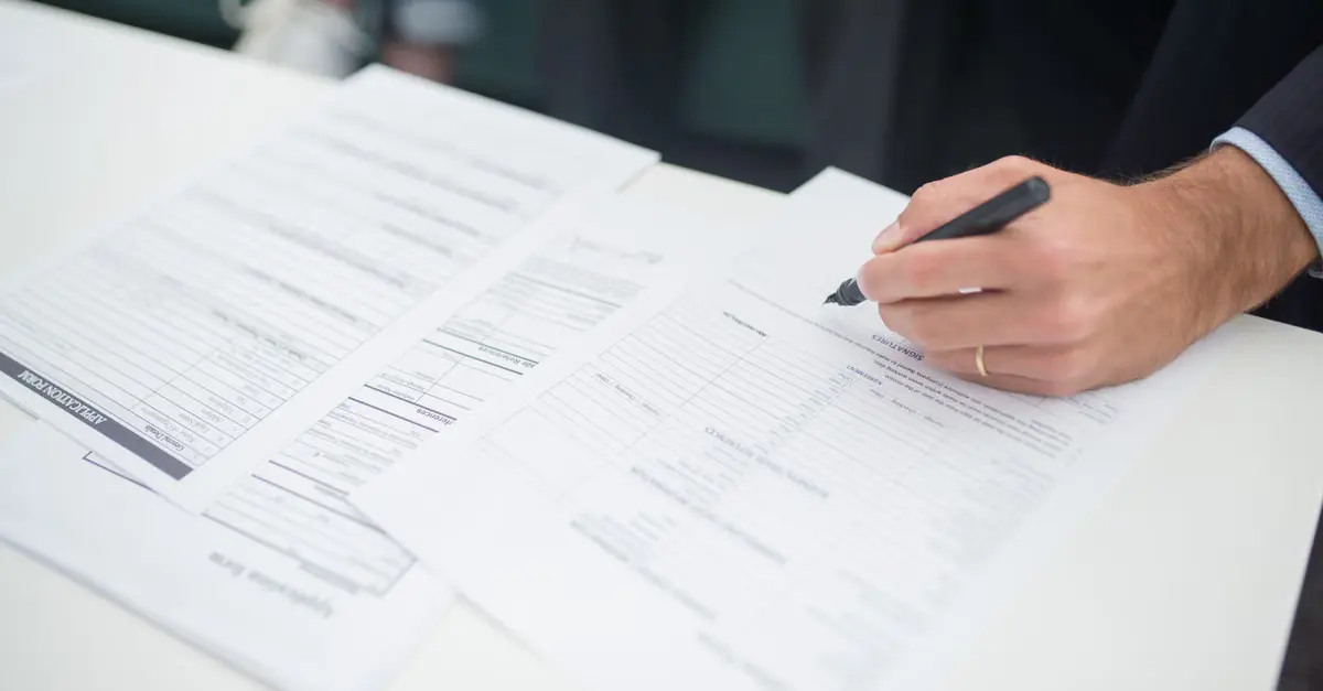 O que considerar antes de solicitar a assinatura? Critérios práticos para decidir — Como Solicitar a Assinatura de um Contrato?