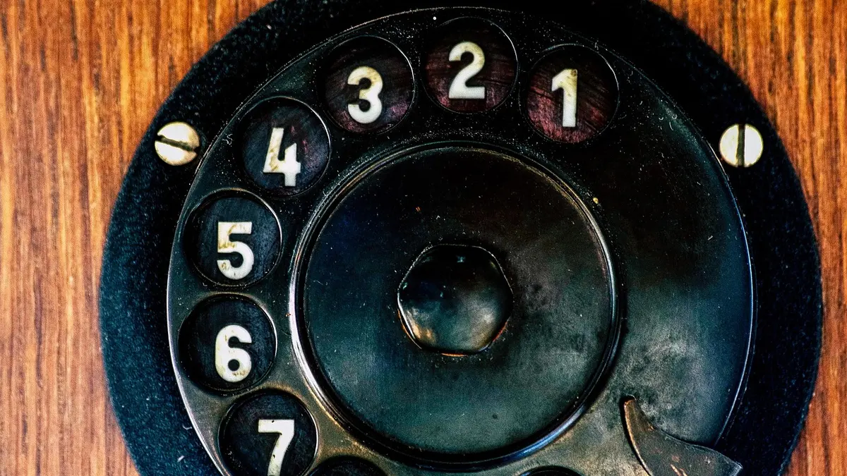 Quando a IA de atendimento faz sentido para sua clínica? — Dados sensíveis de saúde: como a IA de atendimento protege as informações do paciente