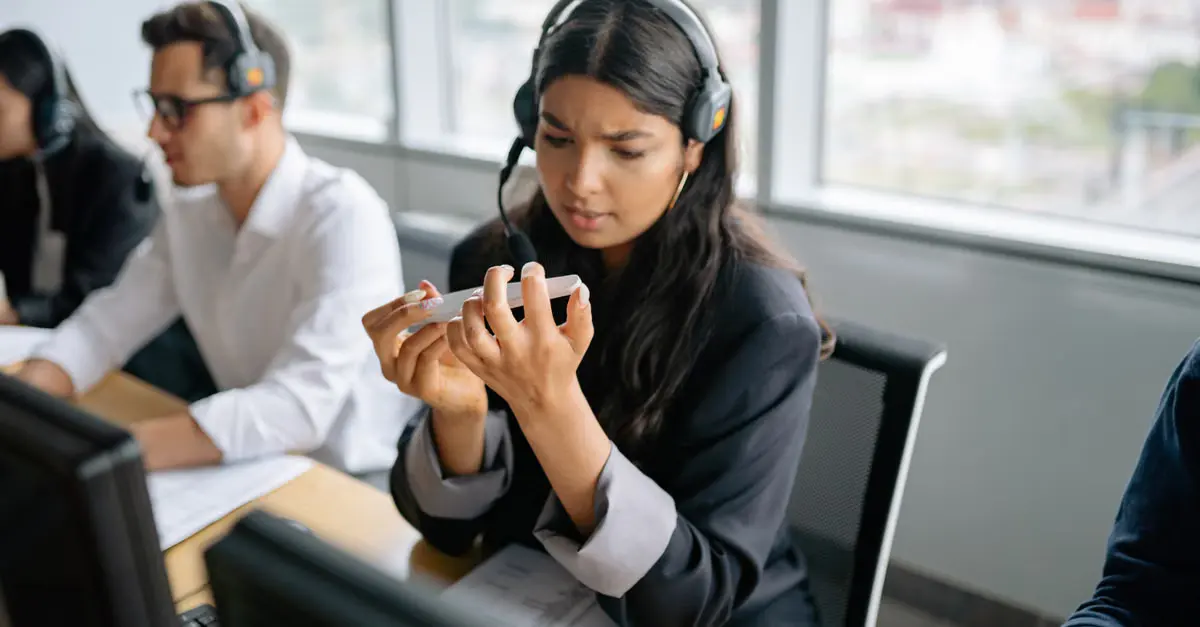 Como diagnosticar a causa raiz das confirmações falsas? — function calling falhando agente de voz