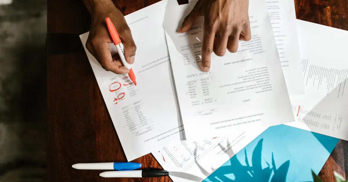 Como escolher os critérios certos para auditar um agente de IA? — auditoria de agente de IA