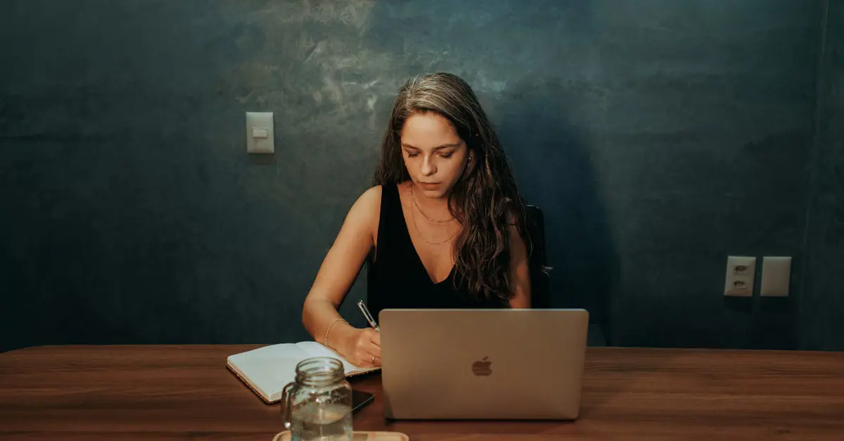 O que conta como experiência verificável (e o que é só narrativa)?