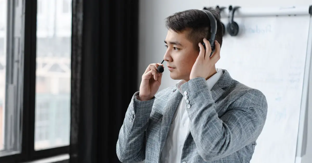 Codecs, jitter e latência: guia de qualidade para telefonia VoIP