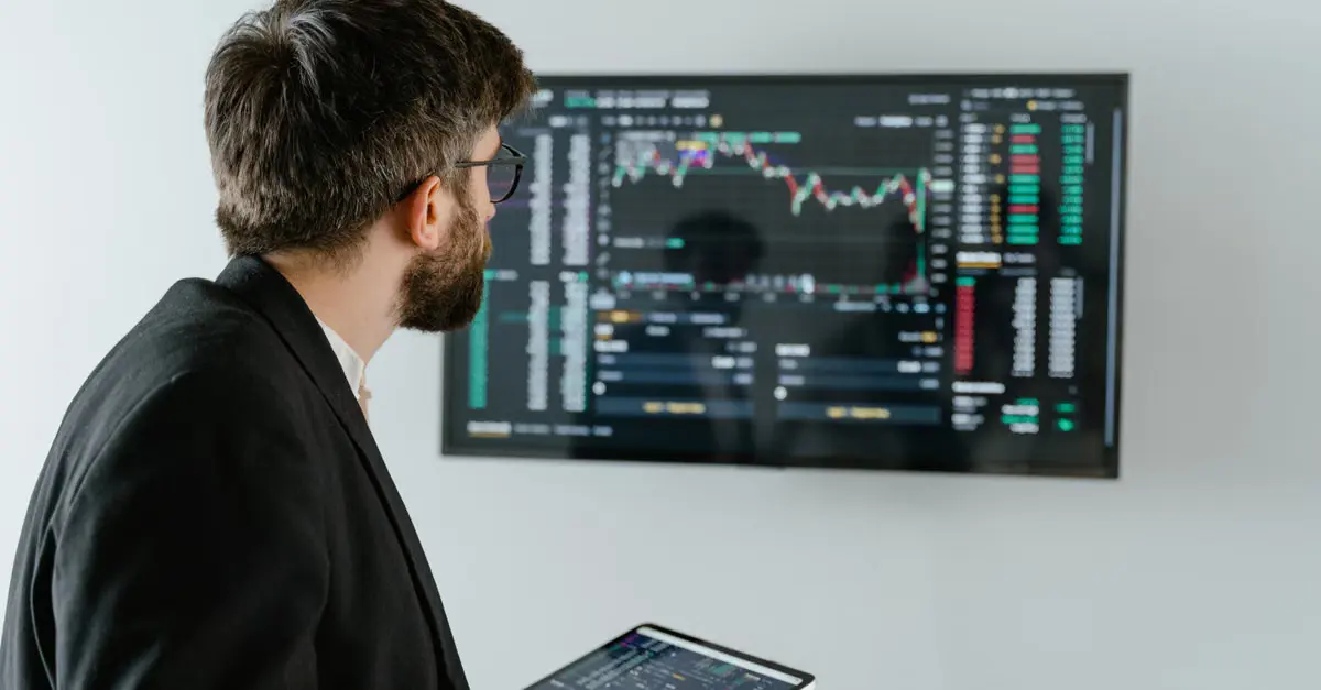 Como decidir onde investir esforço de E-E-A-T primeiro? E-e-a-t aplicado a sites pequenos
