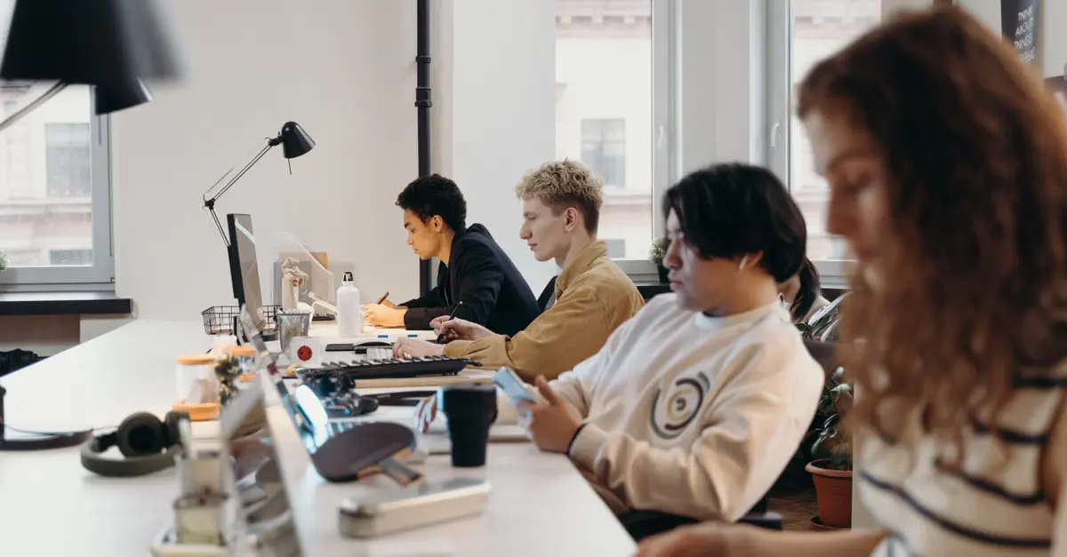 Hot desking no PABX: como usar o mesmo telefone com usuários diferentes