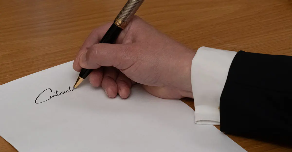 Como escolher o nível de assinatura certo para cada contrato de prestação de serviços
