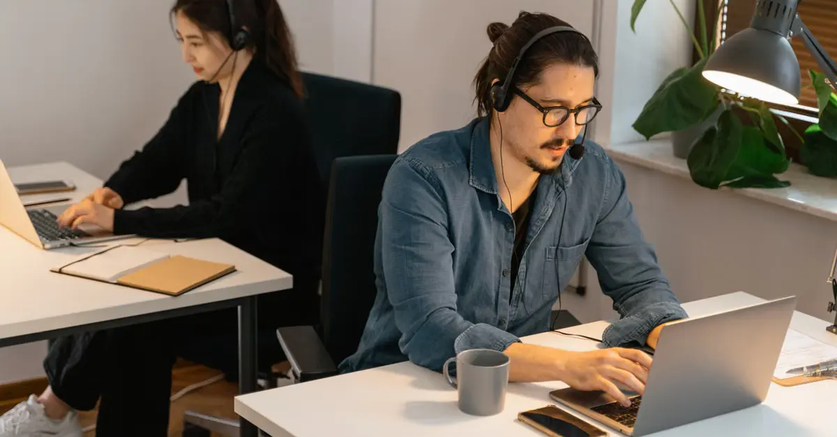 Quando o rastreamento por protocolo, equipe e operador faz sentido — e quando não faz