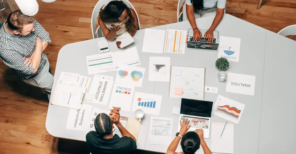 Erros que quebram a consistência do SEO local (e como evitá-los) — como manter consistência no seo serviços locais