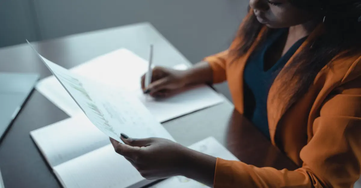 Como validar uma pauta com evidência antes de investir tempo de produção? — como escolher pautas para o calendário pequenas empresas
