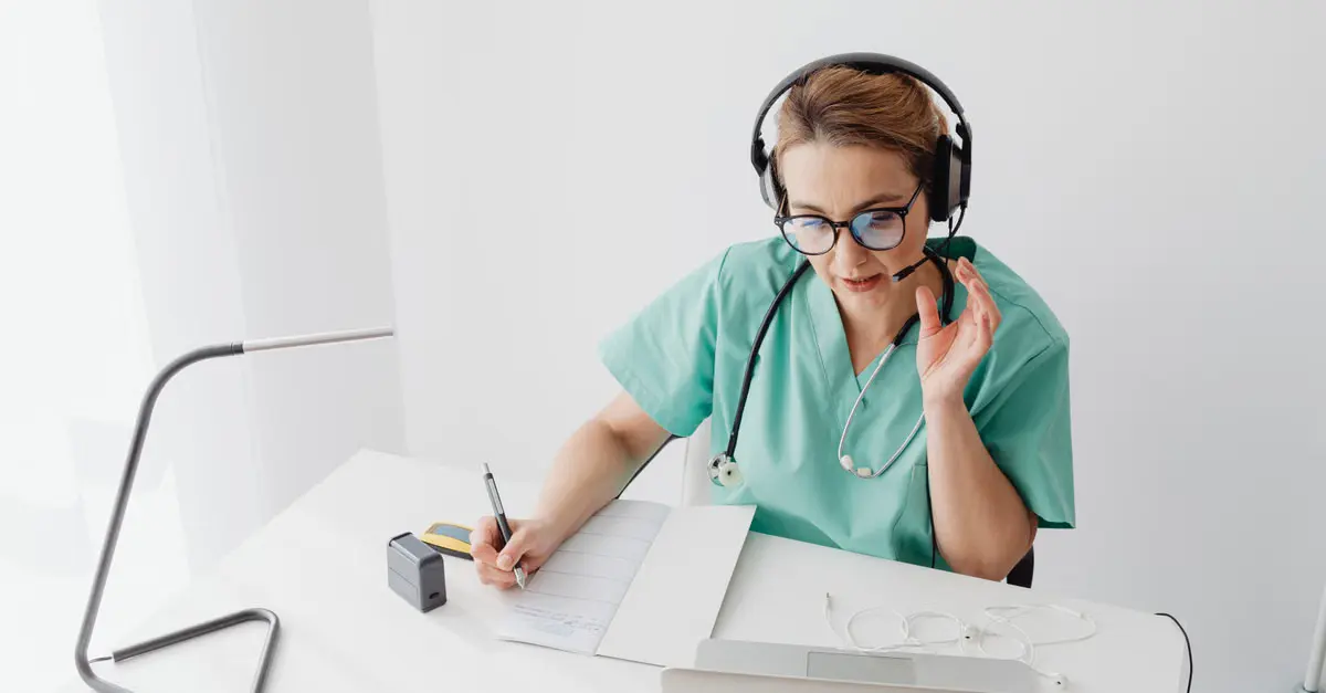 Quando o acompanhamento por voz e mensagens faz sentido — e quando ainda não é a hora — acompanhamento de pacientes
